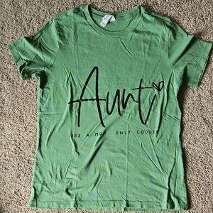 Bella Canvas Green 'Aunt' Tee - Short Sleeve